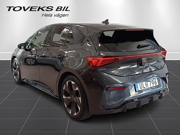 Cupra Born 5 of 14