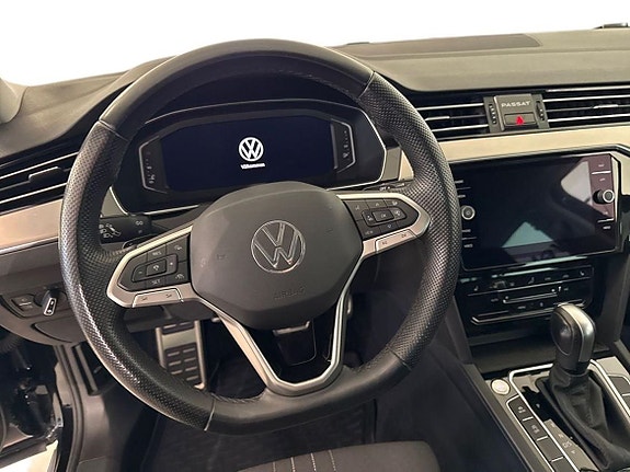 Volkswagen Passat Alltrack 7 of 13