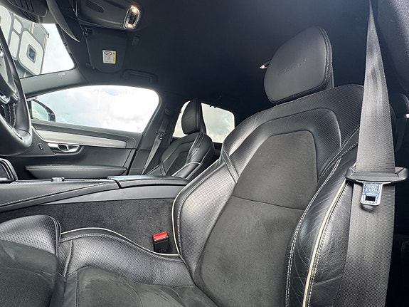 Volvo V90 4 of 22