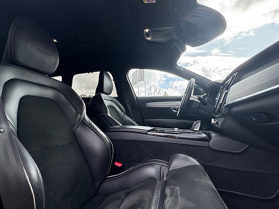 Volvo V90 19 of 22