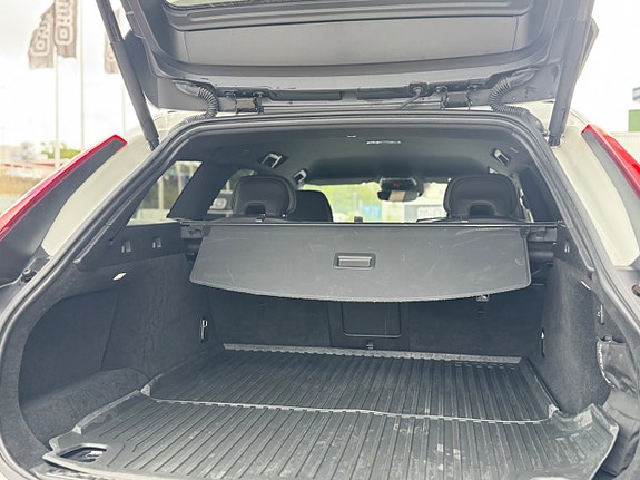Volvo V90 22 of 22