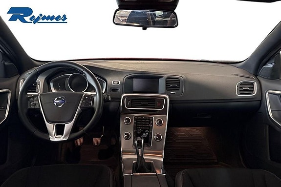 Volvo V60 18 of 27