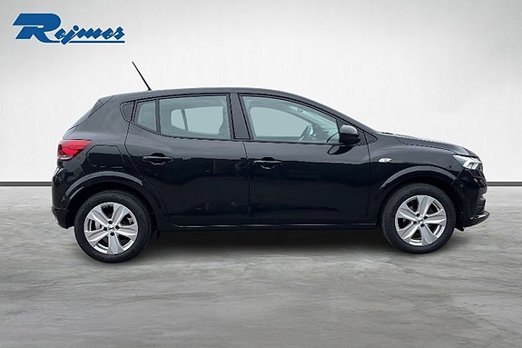 Dacia Sandero 21 of 23