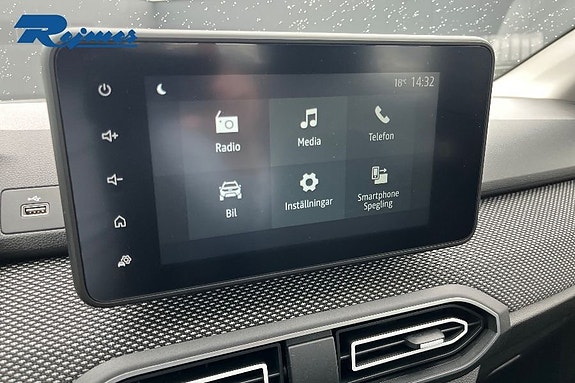 Dacia Sandero 12 of 23