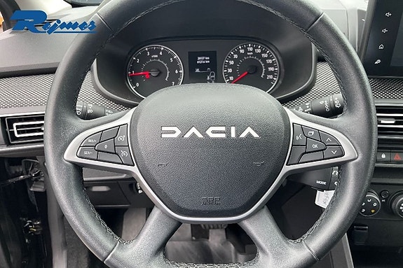 Dacia Sandero 10 of 23