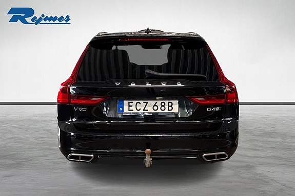 Volvo V90 28 of 30