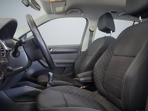 Skoda Fabia 15 of 21