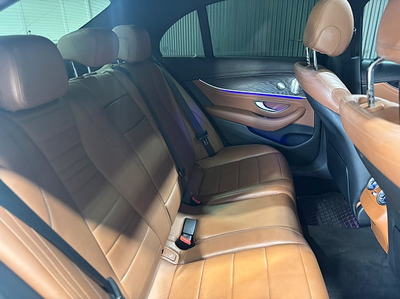 Mercedes-Benz E350 d 25 of 25