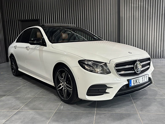 Mercedes-Benz E350 d 3 of 25