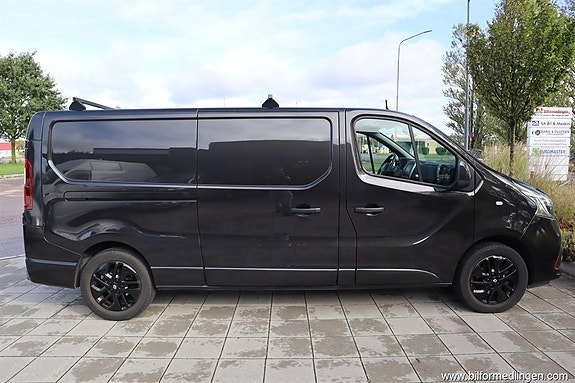 Renault Trafic 4 of 19