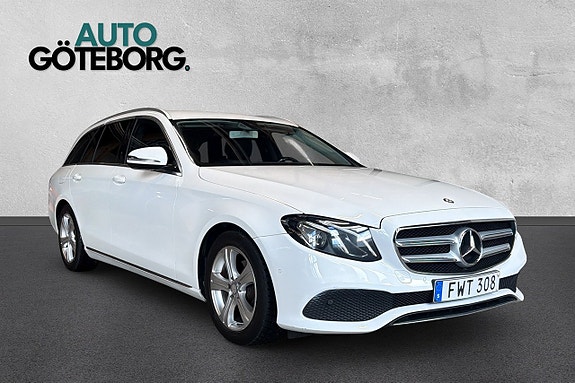 Mercedes-Benz E220 7 of 17
