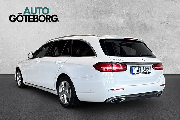Mercedes-Benz E220 4 of 17