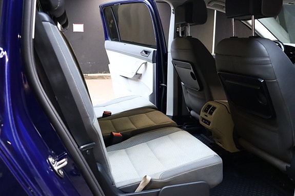 Volkswagen Touran 10 of 25