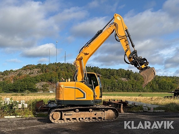 Grävmaskin Hyundai HX145 LCR med 2D grävsyste 2 of 6
