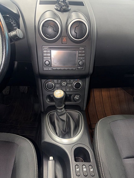 Nissan Qashqai 4 of 8