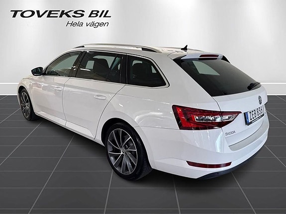 Skoda Superb 3 of 14