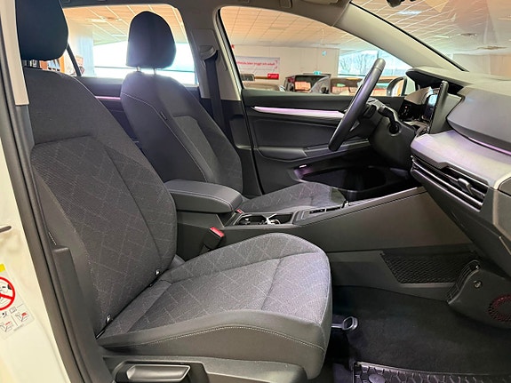 Volkswagen Golf I 18 of 26