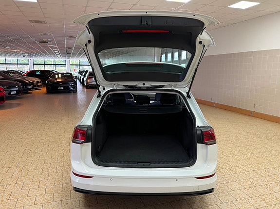 Volkswagen Golf I 11 of 26