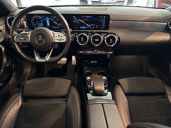 Mercedes-Benz CLA200 7 of 15