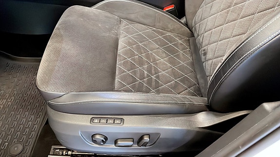 Skoda Superb 16 of 21
