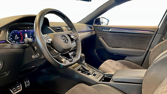 Skoda Superb 7 of 21