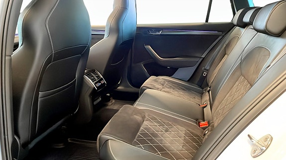 Skoda Superb 12 of 21