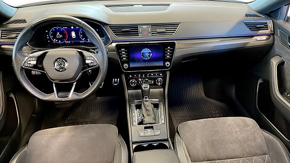 Skoda Superb 11 of 21