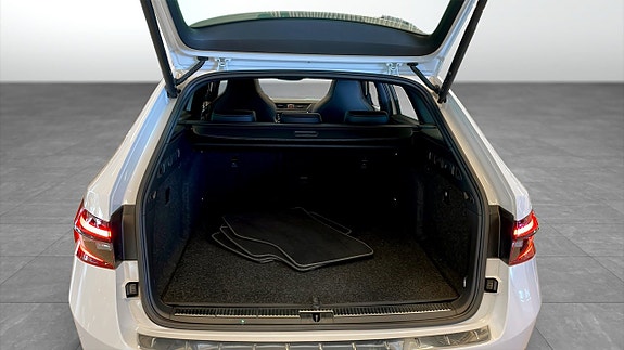 Skoda Superb 13 of 21