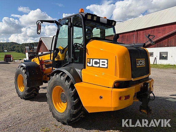 Teleskoplastare JCB TM320 T4F 3 of 6