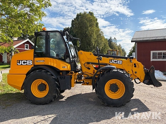 Teleskoplastare JCB TM320 T4F 6 of 6