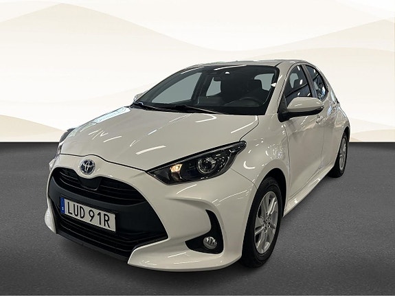 Toyota Yaris 19 of 22