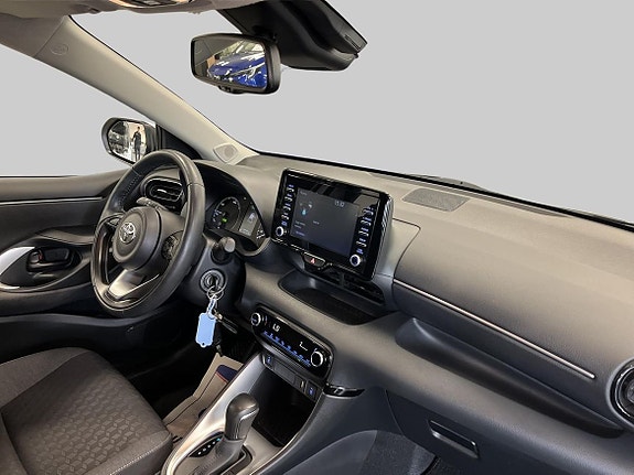 Toyota Yaris 10 of 22
