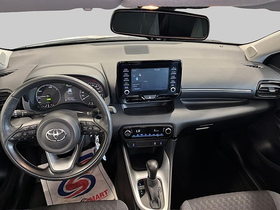 Toyota Yaris 12 of 22