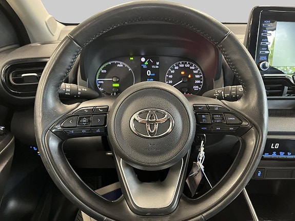 Toyota Yaris 20 of 22