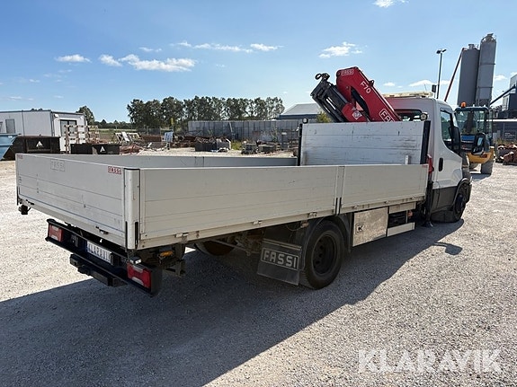 Flakbil Iveco Daily 70-170 med kran 5 of 6