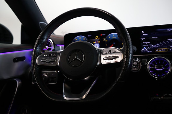 Mercedes-Benz CLA200 11 of 24