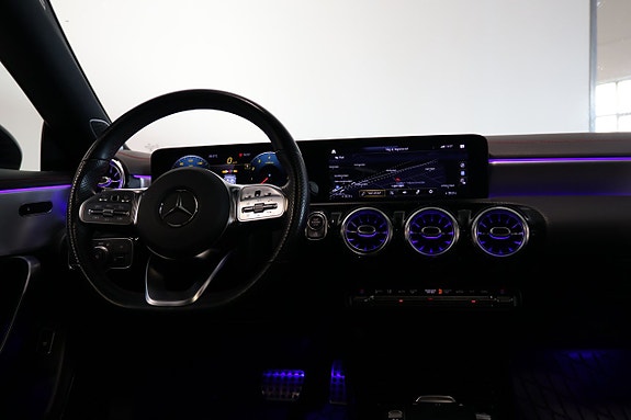 Mercedes-Benz CLA200 12 of 24