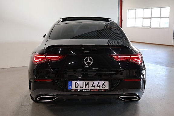 Mercedes-Benz CLA200 8 of 24