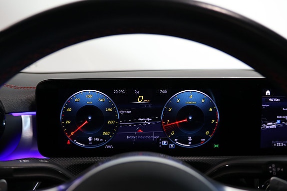 Mercedes-Benz CLA200 23 of 24