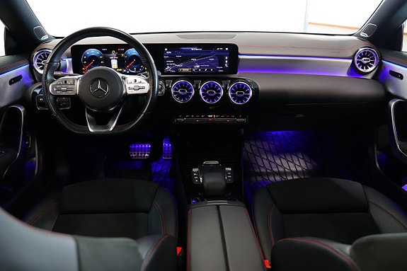 Mercedes-Benz CLA200 10 of 24