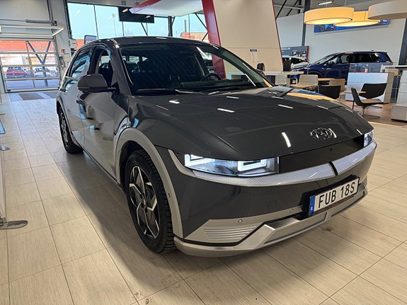 Hyundai Ioniq 5 5 of 9