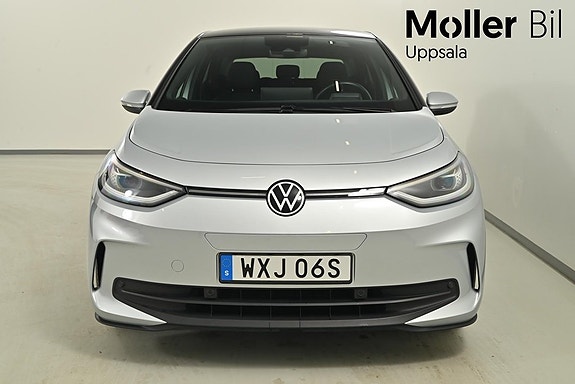 Volkswagen ID.3 3 of 13