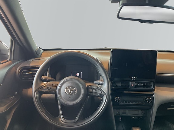 Toyota Yaris Cross 10 of 11
