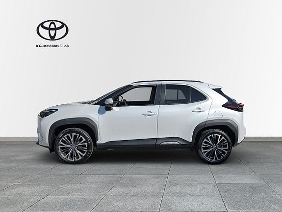 Toyota Yaris Cross 3 of 10