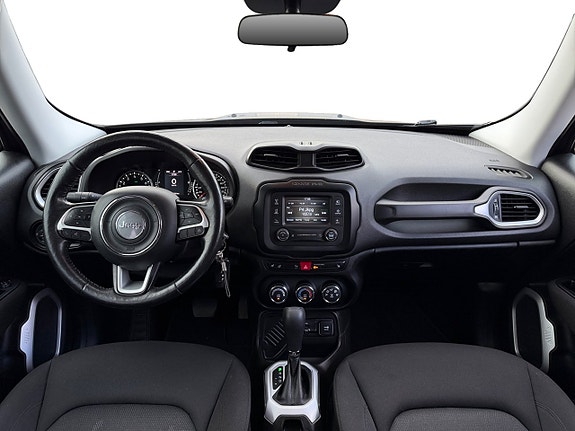 Jeep Renegade 12 of 16