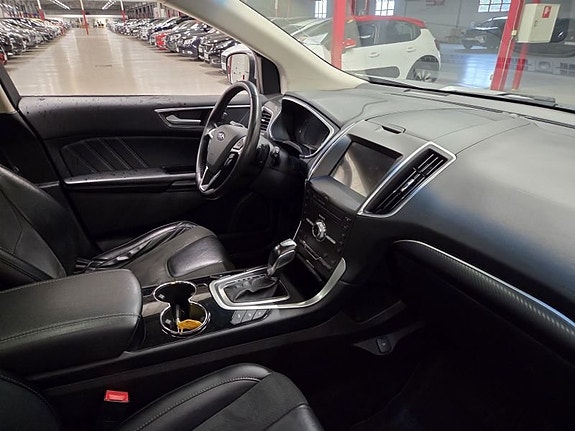 Ford Edge 5 of 10