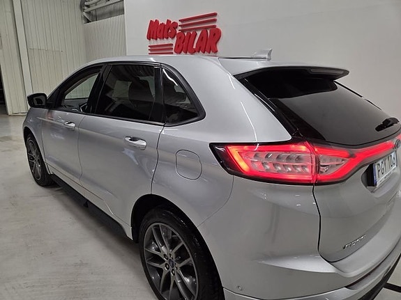 Ford Edge 9 of 10