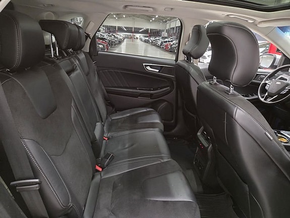 Ford Edge 6 of 10