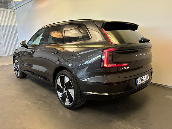Volvo EX90 6 of 24