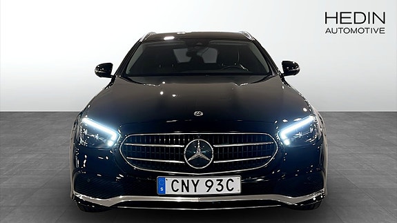Mercedes-Benz E300 8 of 20